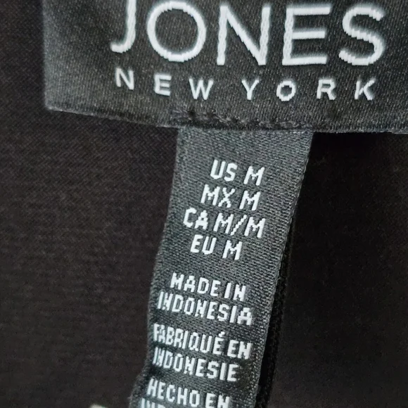 $59 Jones New York Women Blouse Sz M Black Collared Roll Tab Sleeves Snap Button - Picture 8 of 12